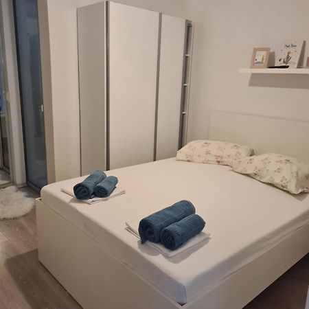 Apartment Mirjana Makarska Bagian luar foto