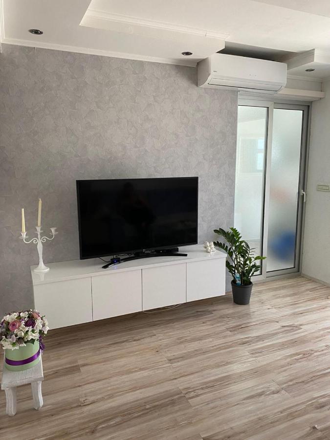 Apartment Mirjana Makarska Bagian luar foto